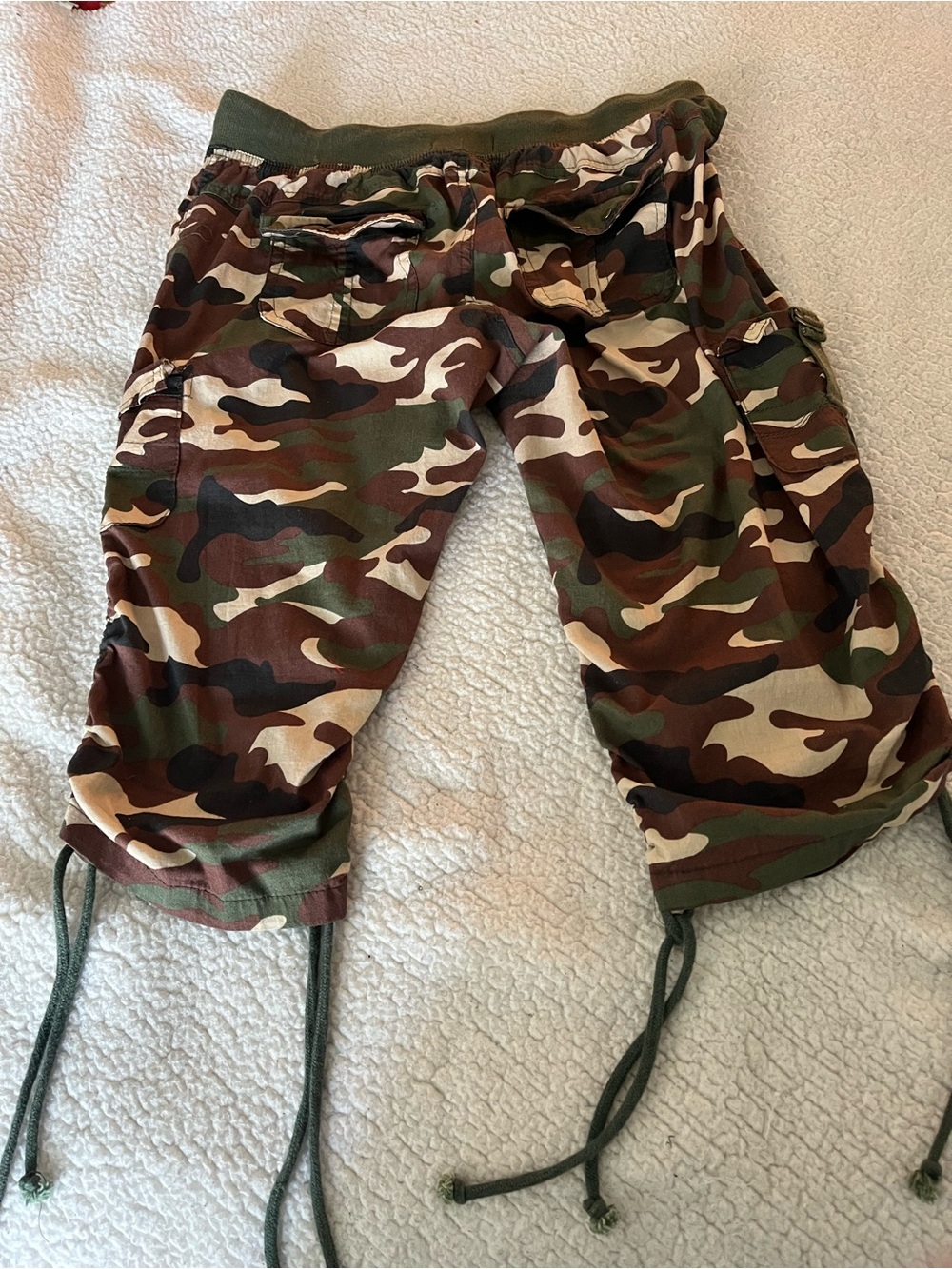 Camouflage Cargo Women’s Knee High Pants.